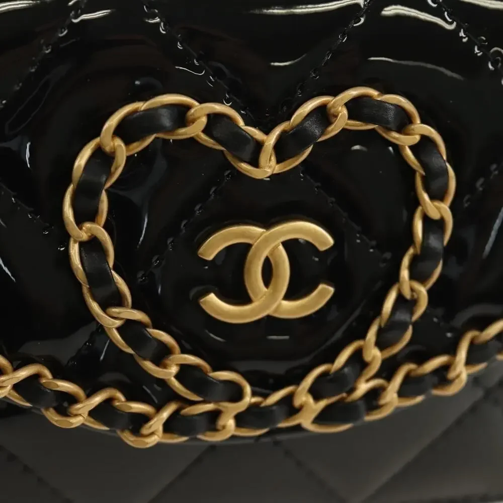 Chanel Matelasse Chain Shoulder Bag Black